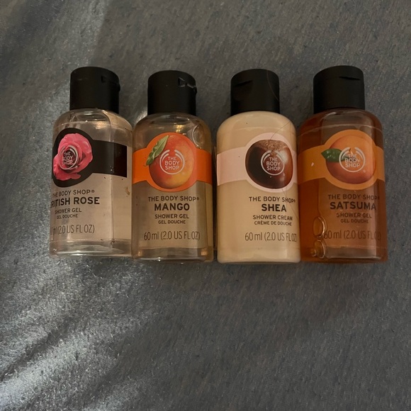 Other - The body shop body wash minis